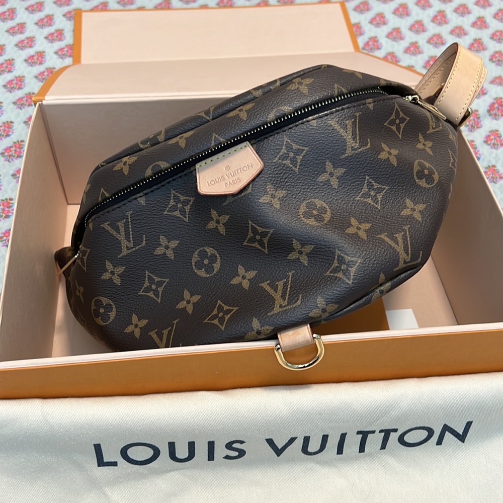 ❌❌❌SOLD❌❌❌❌Louis Vuitton Bum bag